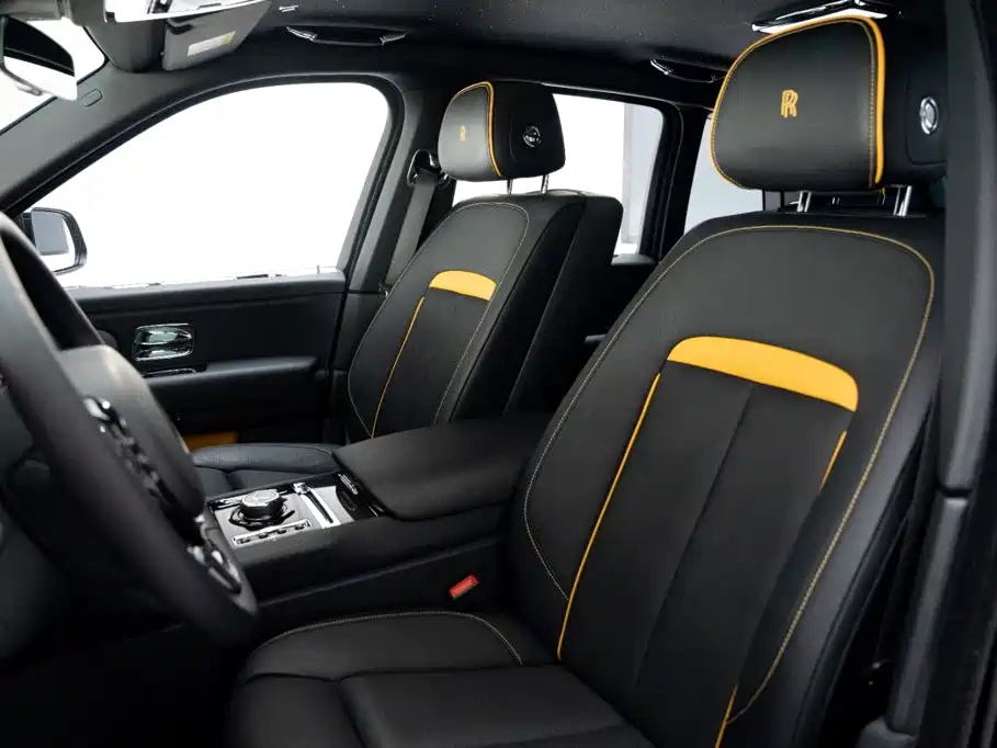 Cullinan 2020 Black Badge купить на сайте DeffCars