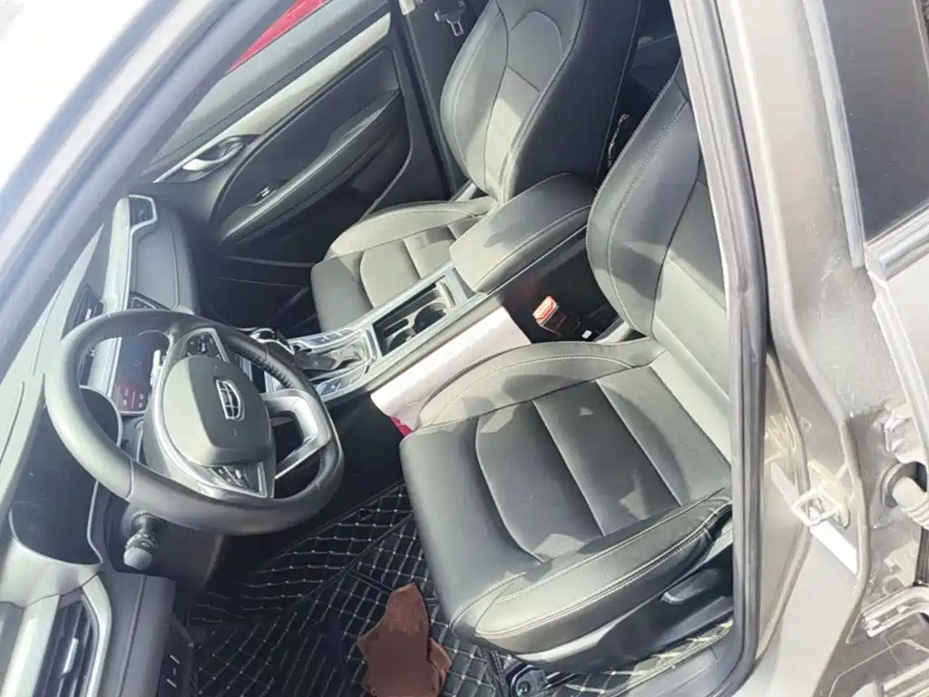 Emgrand 2020 1.5L CVT upward version купить на сайте DeffCars