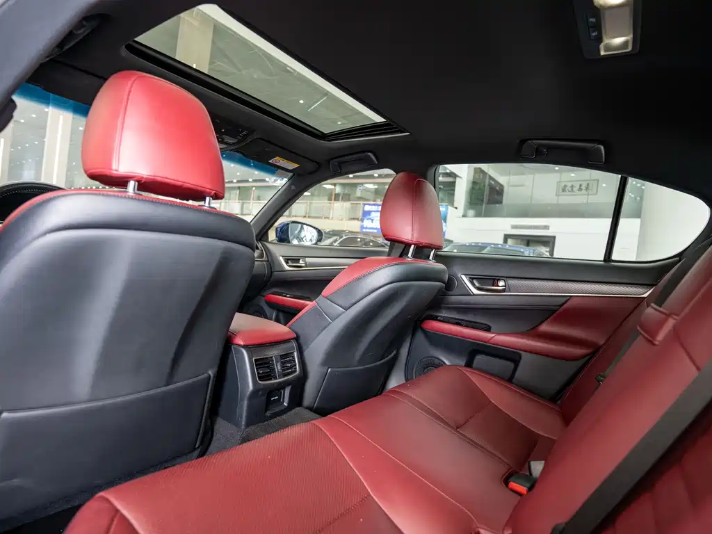 Lexus GS 2017 300 F SPORT купить на сайте DeffCars