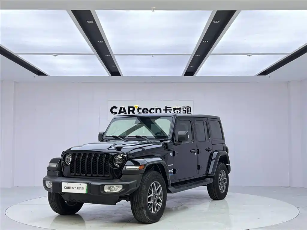 Wrangler New Energy 2021 Four-door 2.0T 4xe Sahara купить на сайте DeffCars