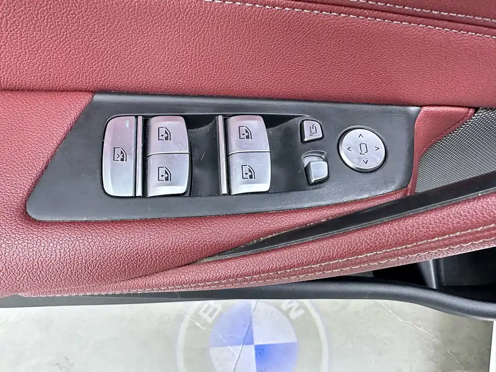 BMW 5 Series 2022 530Li Leading M Sport Kit купить на сайте DeffCars