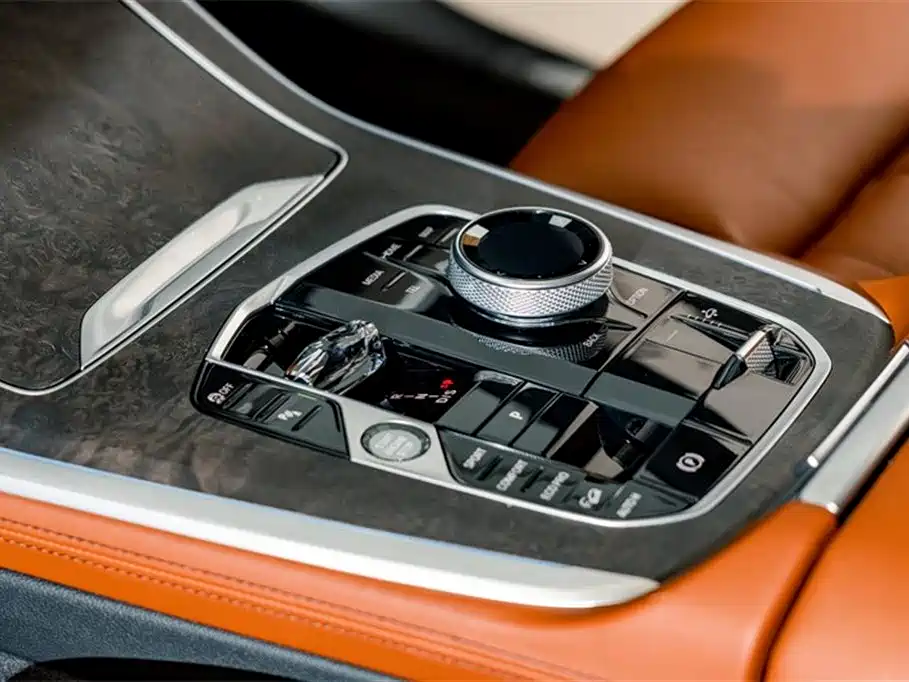 BMW X7 2023 xDrive40i Exclusive M Sports Package купить на сайте DeffCars