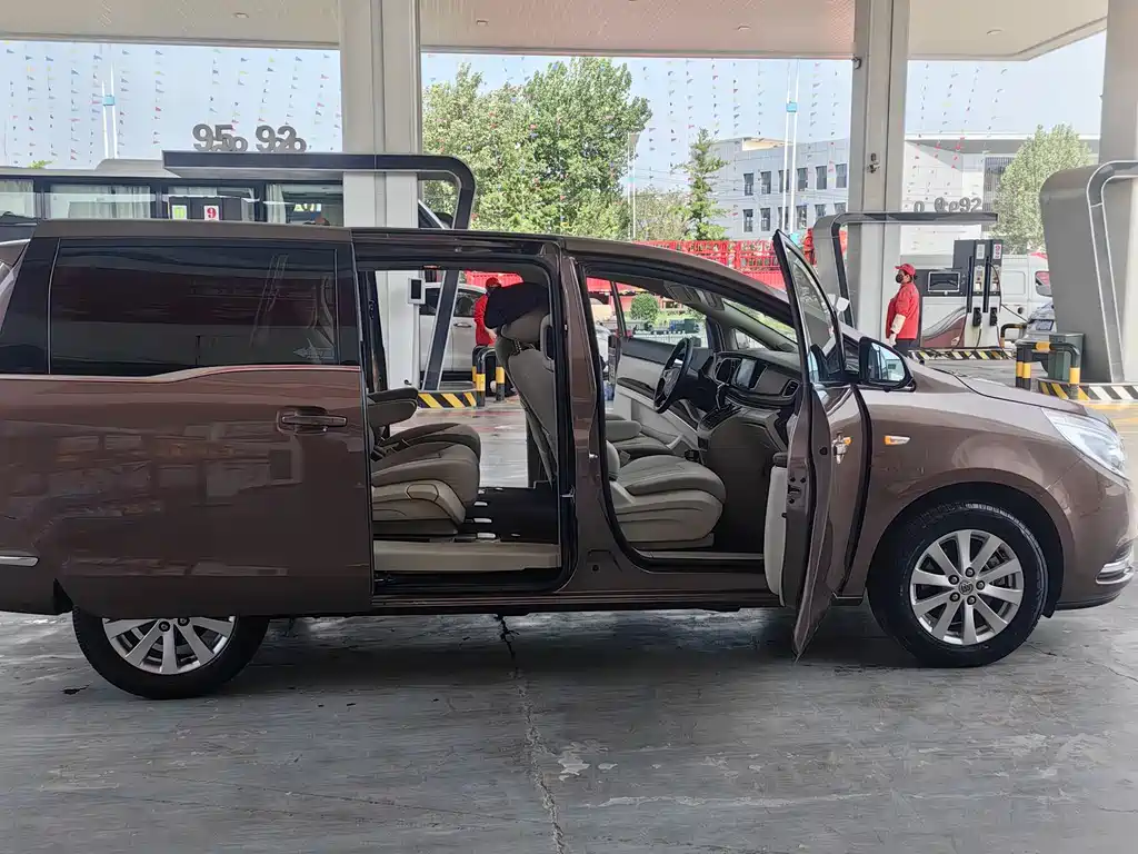 Buick GL8 2018 28T Comfort Type National VI купить на сайте DeffCars