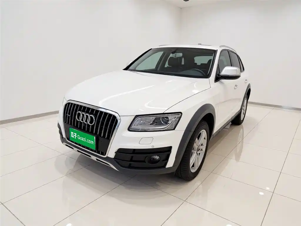 Audi Q5 2018 Collector's Edition 40 TFSI Technology купить на сайте DeffCars