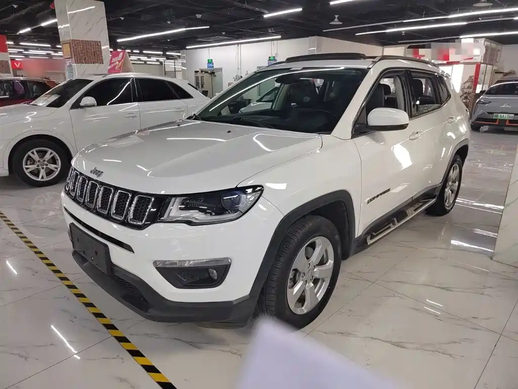 Compass 2017 200T Automatic Home Edition купить на сайте DeffCars