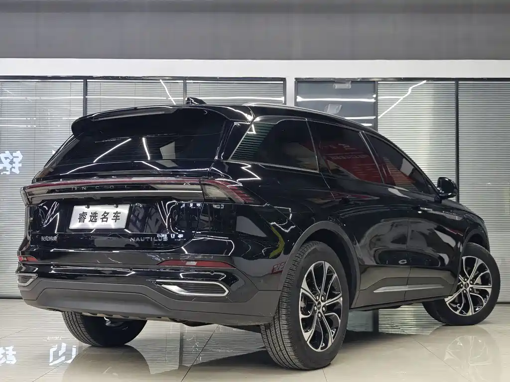 Voyager 2023 2.0T four-wheel drive premium version купить на сайте DeffCars