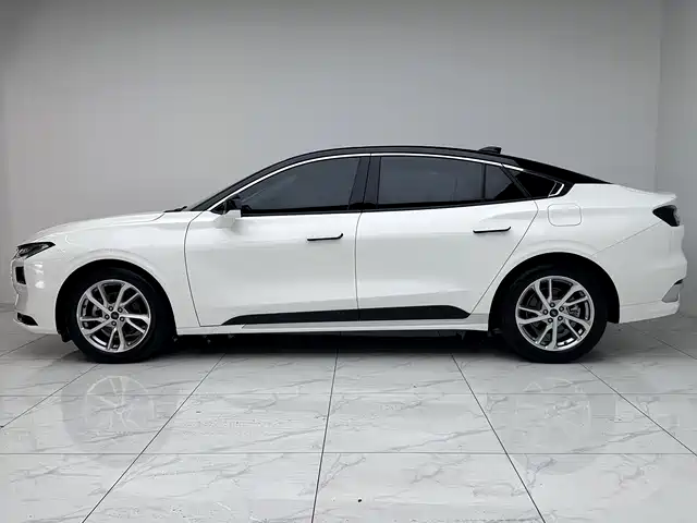 Mondeo 2022 facelift EcoBoost 245 luxury model купить на сайте DeffCars