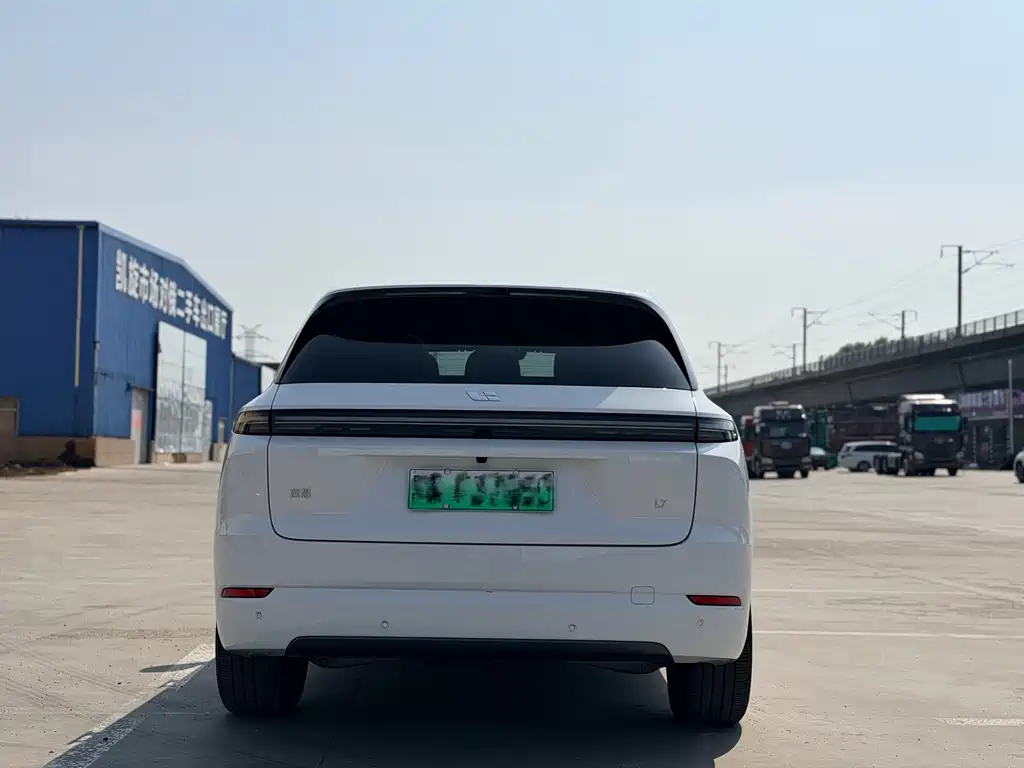 Ideal L7 2024 Pro купить на сайте DeffCars