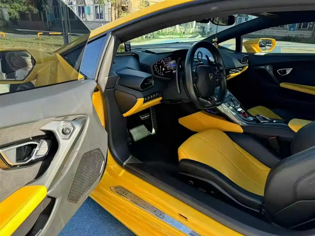 Huracán 2016 Huracán Coupe купить на сайте DeffCars