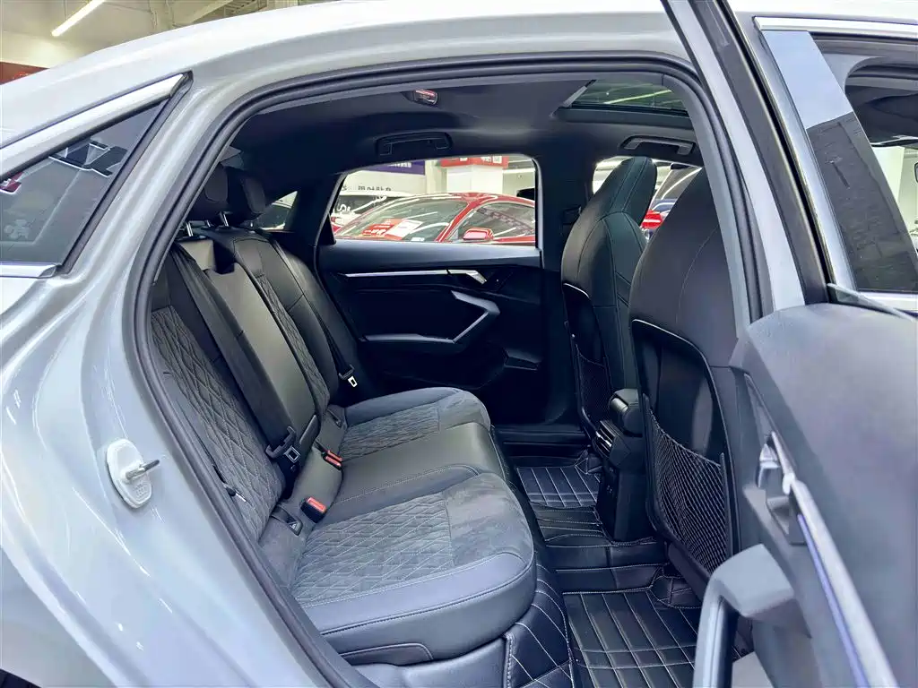Audi A3 2023 facelift A3L Limousine 35 TFSI luxury sports model купить на сайте DeffCars