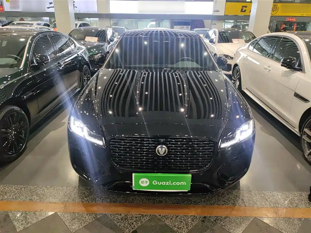 Jaguar XFL 2025 2.0T P300 four-wheel drive 90th anniversary collector's edition купить на сайте DeffCars
