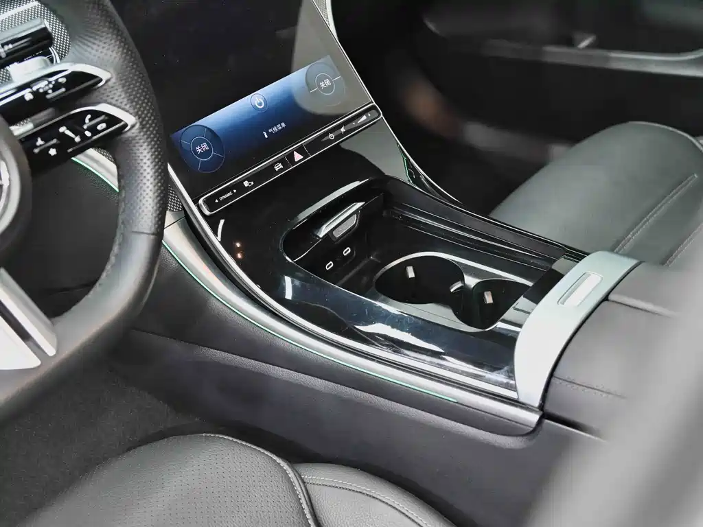 Mercedes-Benz C-Class 2024 C 260 L Sports Edition купить на сайте DeffCars