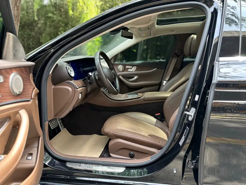 Mercedes-Benz E-Class 2023 E 300 L Fashion купить на сайте DeffCars