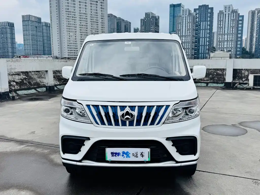 Changan Ruixing EM80 2023 model EM80 Ⅱ basic model with rear lift door and 2 seats купить на сайте DeffCars