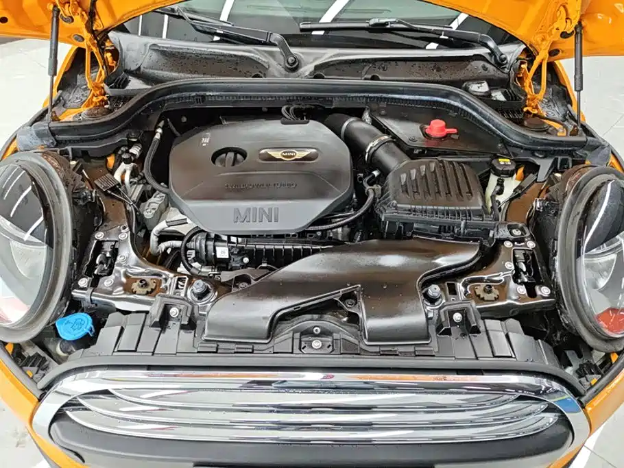 MINI 2016 1.2T ONE Avant-Garde купить на сайте DeffCars