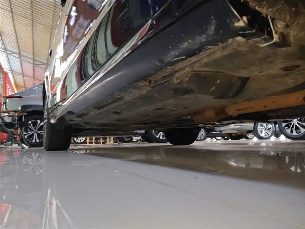 Hongqi H7 2018 2.0T Elite Edition купить на сайте DeffCars