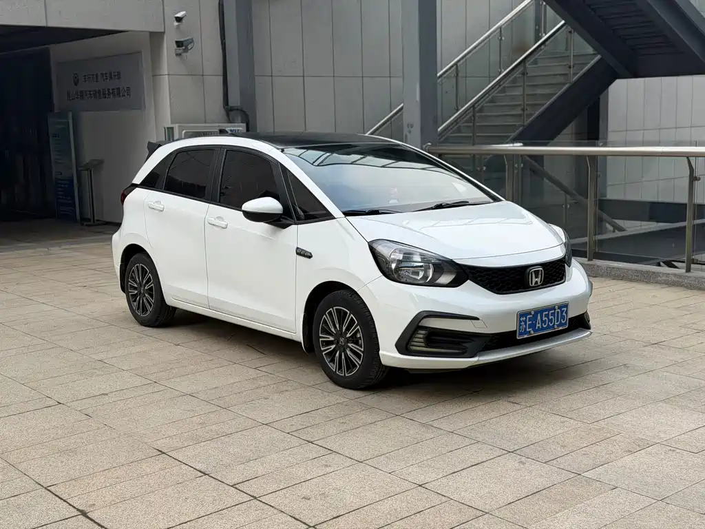 Fit 2021 1.5L CVT Trendy Edition купить на сайте DeffCars
