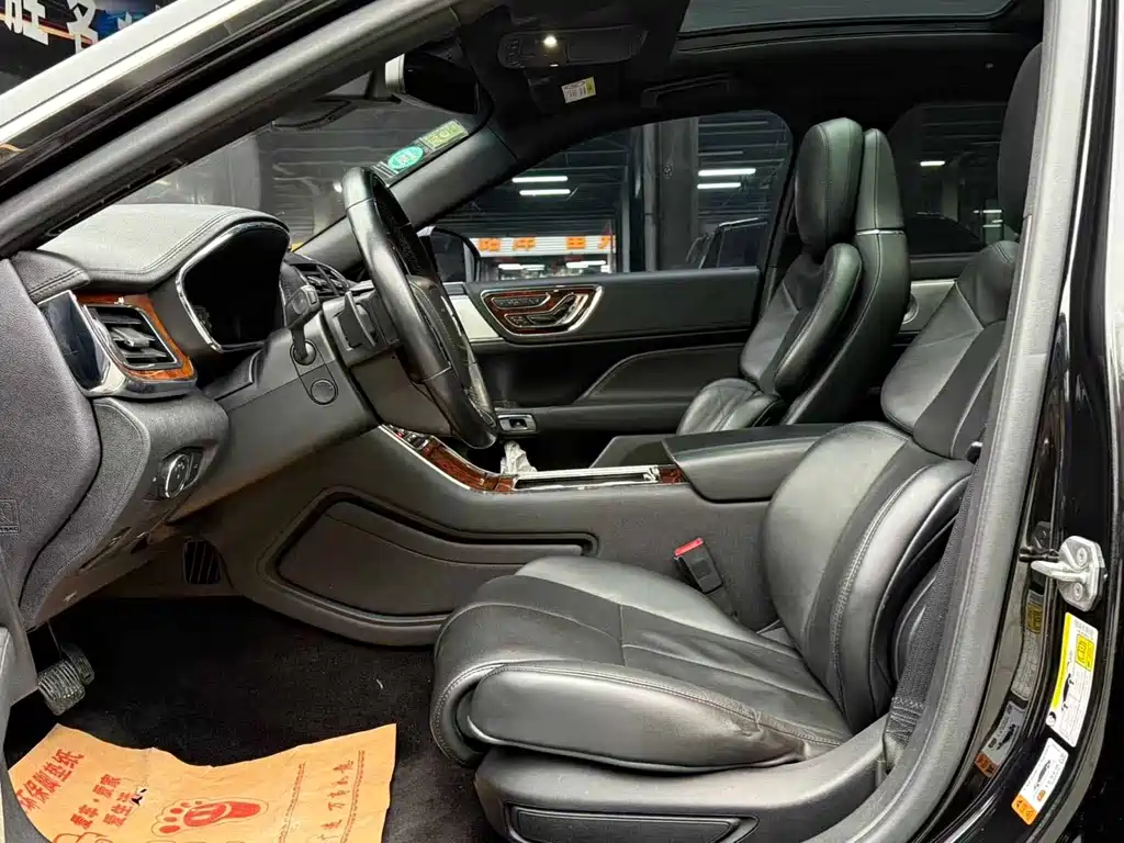 Lincoln Continental 2017 3.0T Four-wheel Drive Premium Edition купить на сайте DeffCars