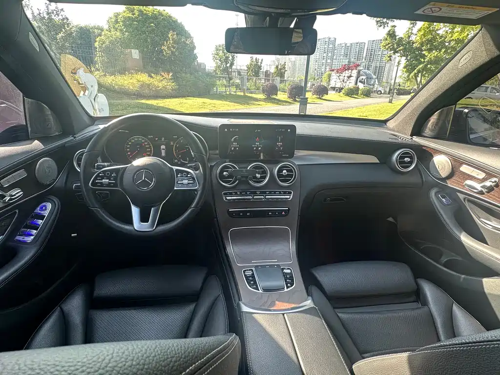 Mercedes-Benz GLC 2021 GLC 260 L 4MATIC luxury model купить на сайте DeffCars