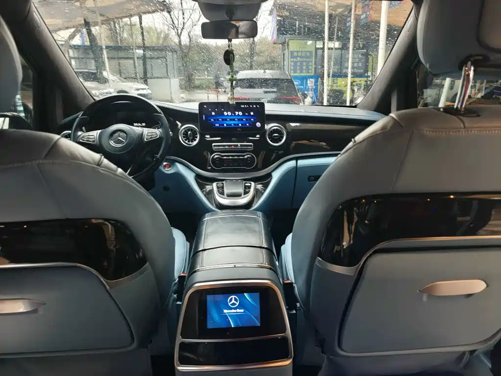 Vito 2021 2.0T Business Edition 7 seats купить на сайте DeffCars