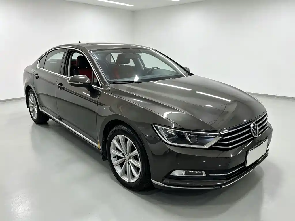 Magotan 2017 330TSI DSG leading model купить на сайте DeffCars