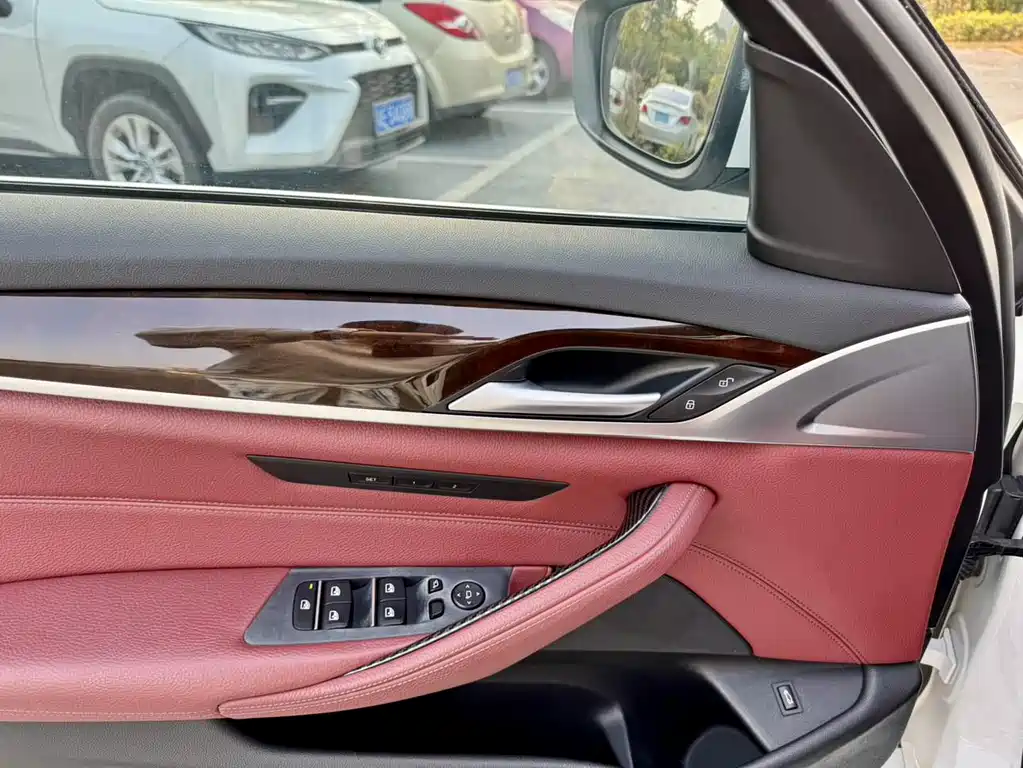 BMW 5 Series 2018 528Li Special Edition launched купить на сайте DeffCars