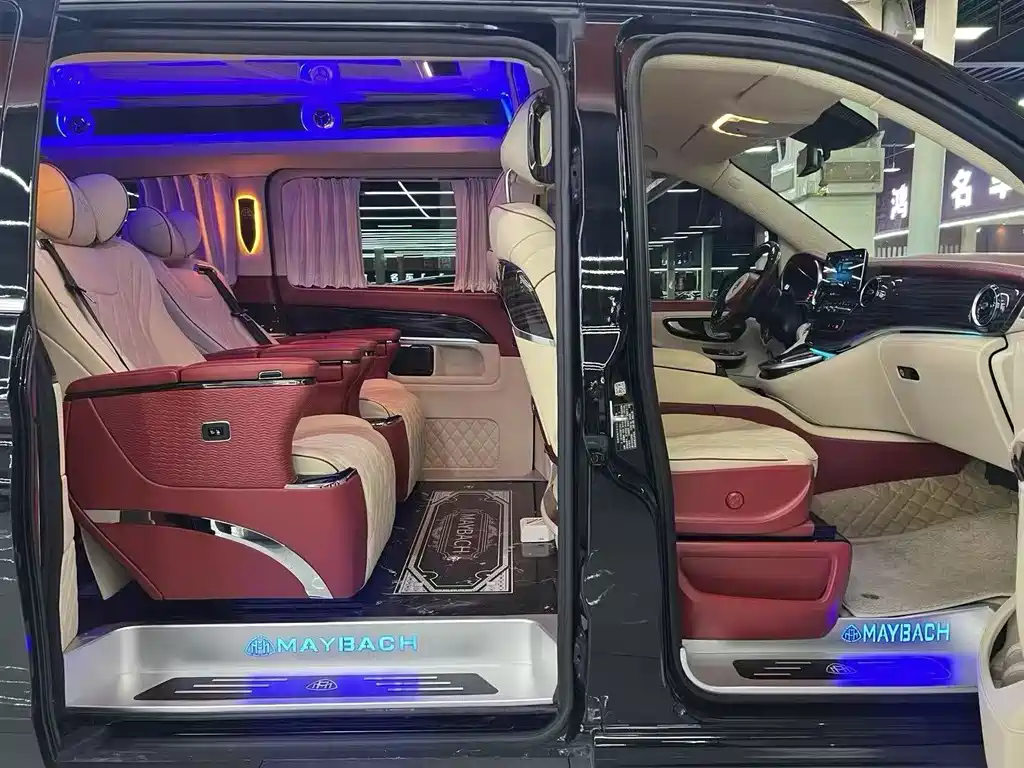 Mercedes-Benz V-Class 2022 V 260 L Long Wheelbase Luxury Edition купить на сайте DeffCars