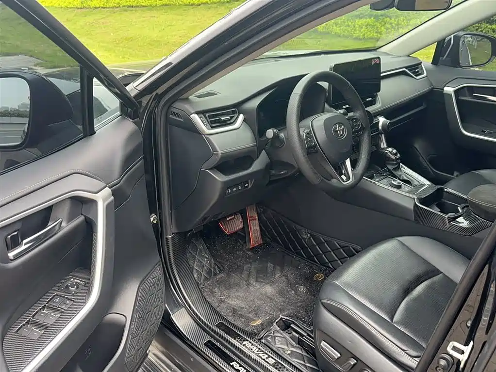 RAV4 Rongfang 2022 Dual Engine 2.5L E-CVT Four-wheel Drive Elite Plus Edition купить на сайте DeffCars