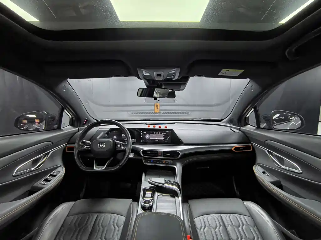 Changan UNI-T 2022 1.5T premium model купить на сайте DeffCars