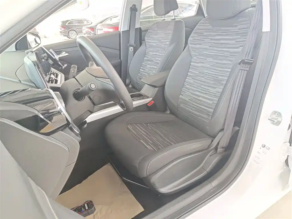 Cruze 2024 1.5L dual-clutch enjoyment version купить на сайте DeffCars