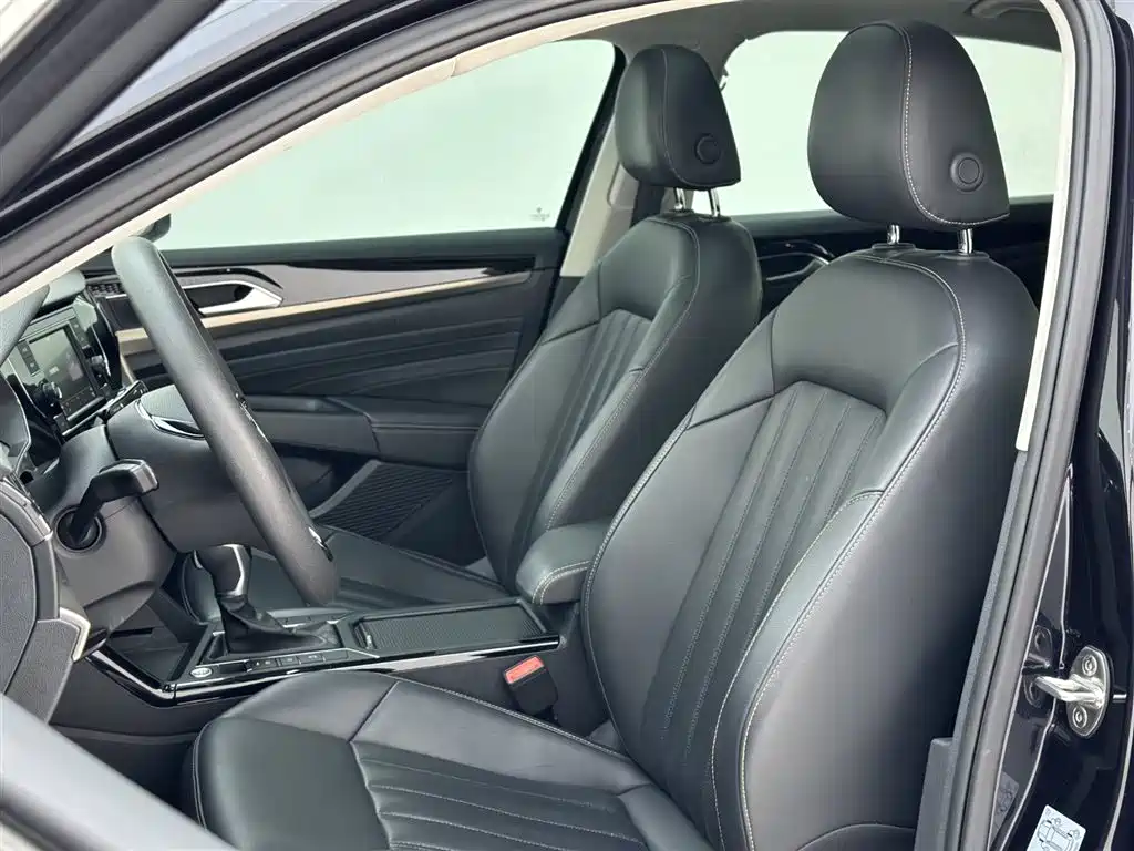 Passat 2019 280TSI Business Edition National VI купить на сайте DeffCars