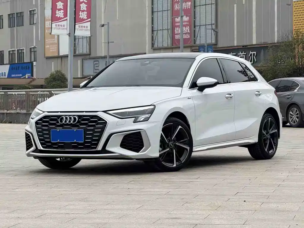 Audi A3 2023 Sportback 35 TFSI stylish and sporty купить на сайте DeffCars