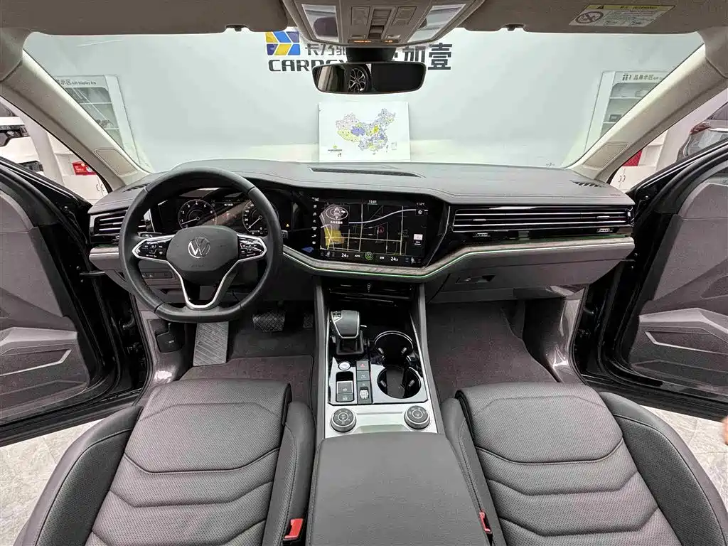 Touareg 2023 3.0TSI Ruixiang Edition Classic Sports Package купить на сайте DeffCars