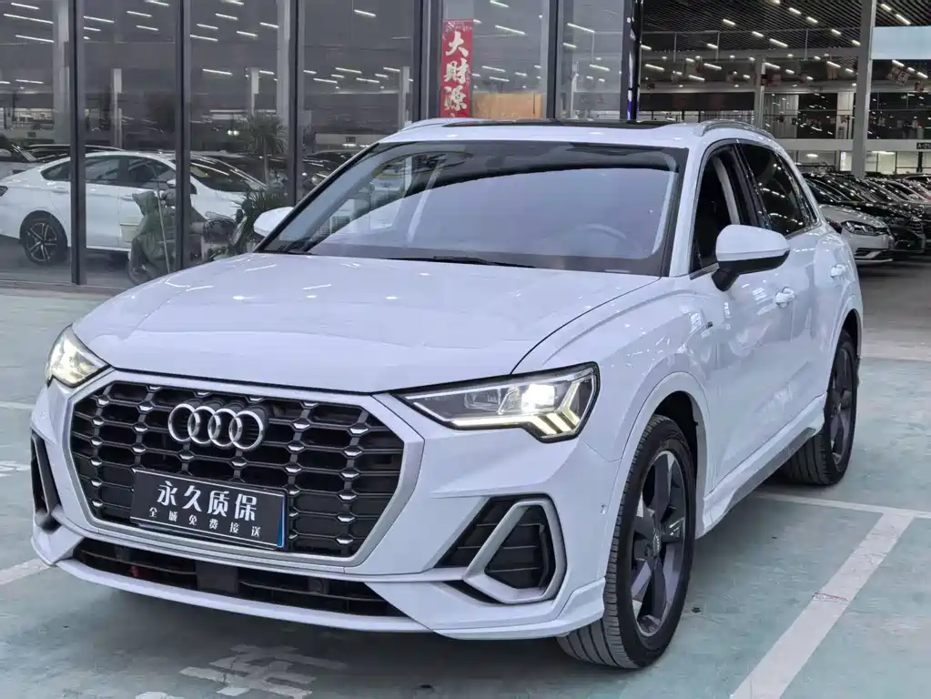 Audi Q3 2021 35 TFSI Fashionable and Dynamic купить на сайте DeffCars