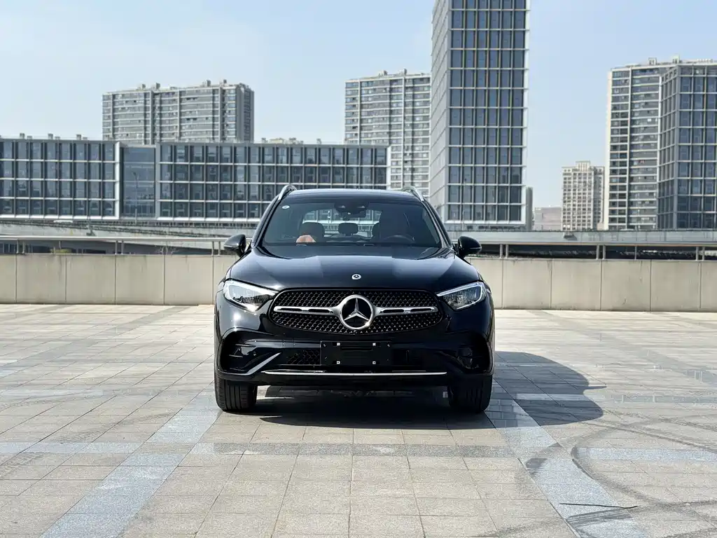 Mercedes-Benz GLC 2026 GLC 260 L 4MATIC luxury model купить на сайте DeffCars