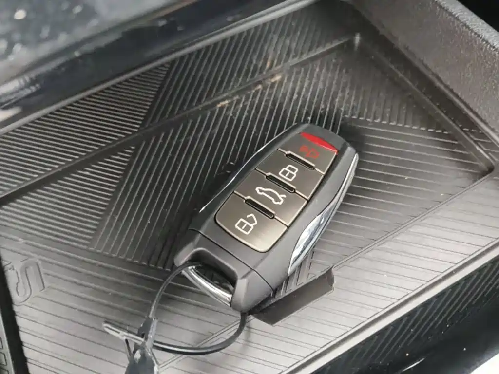 Haval H6 2024 1.5T two-wheel drive classic version купить на сайте DeffCars
