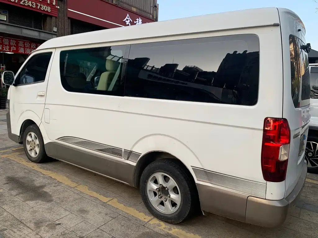Jinbei Hiace 2016 2.2L luxury V22 купить на сайте DeffCars