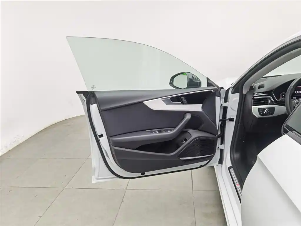 Audi A5 imported 2024 Sportback 40 TFSI quattro luxury and dynamic model купить на сайте DeffCars