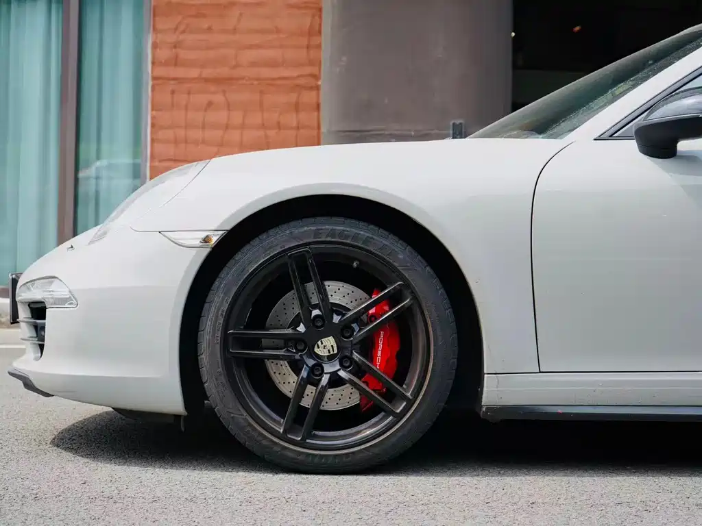 Porsche 911 2013 Carrera 4S 3.8L купить на сайте DeffCars