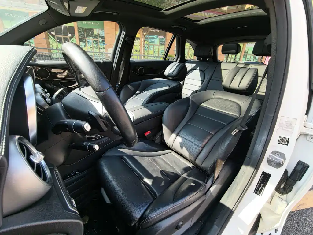 Mercedes-Benz GLC 2017 GLC 260 4MATIC luxury model купить на сайте DeffCars