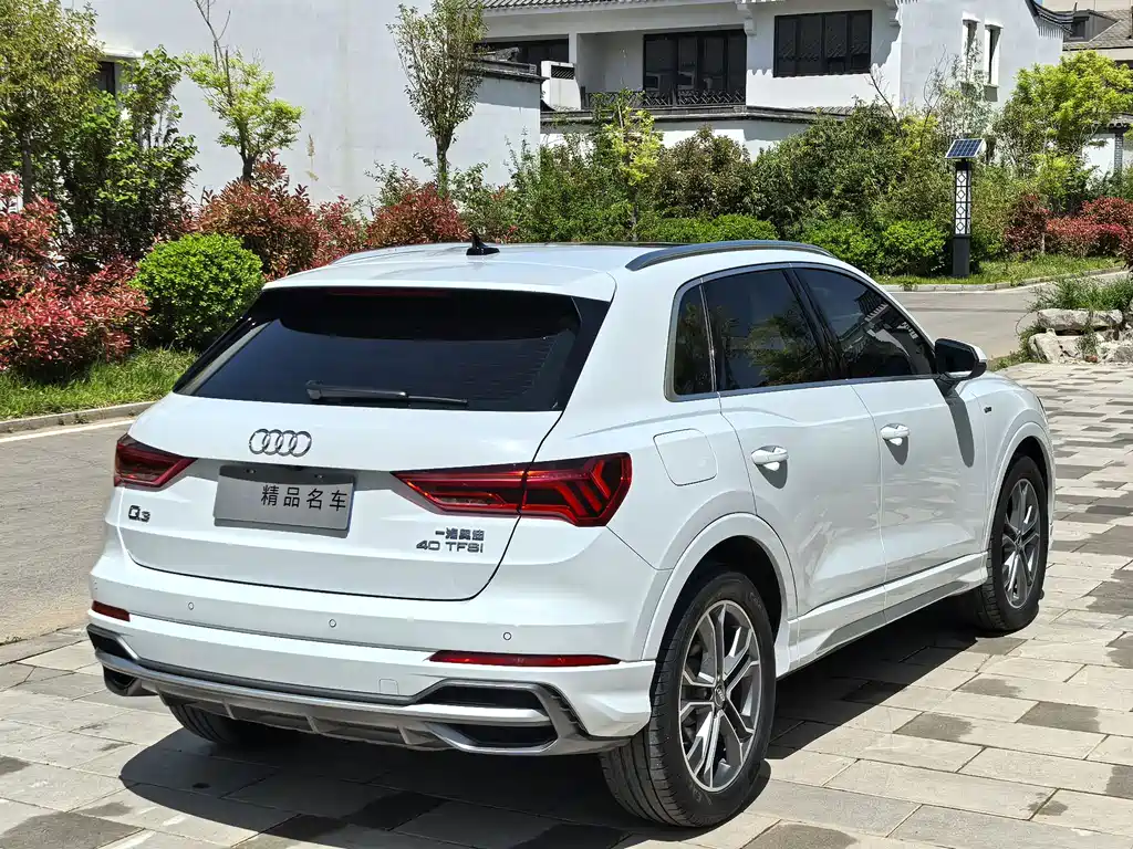 Audi Q3 2020 40 TFSI Fashionable and Dynamic купить на сайте DeffCars