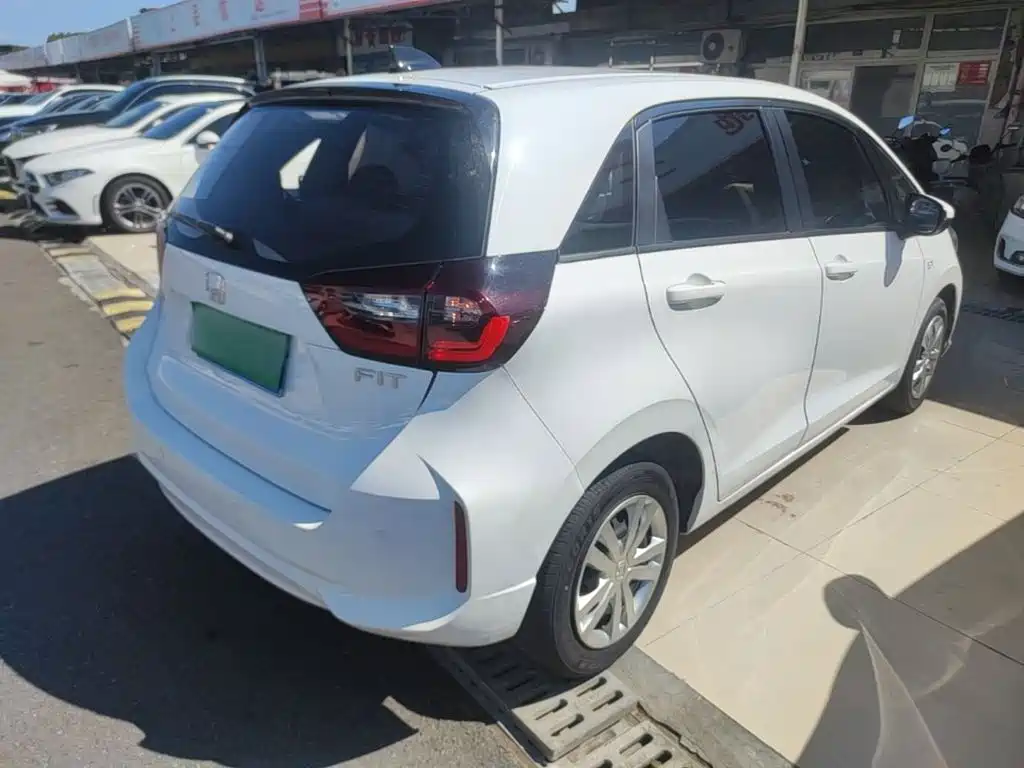 Fit 2021 1.5L CVT trendy version купить на сайте DeffCars