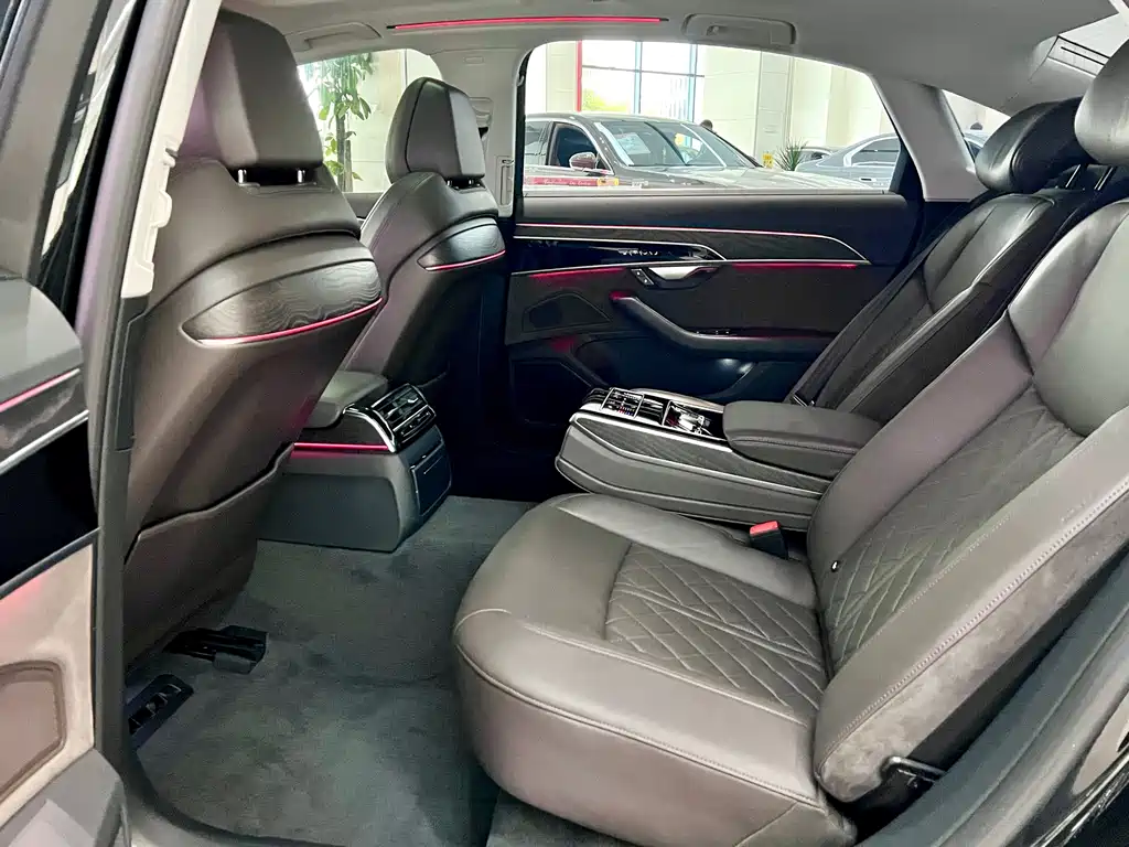 Audi A8 2022 A8L 50 TFSI quattro Comfort Collection Edition купить на сайте DeffCars