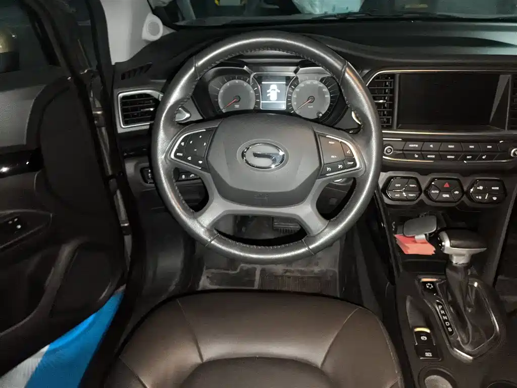 Trumpchi GS4 2017 235T automatic two-wheel drive luxury smart connected version купить на сайте DeffCars