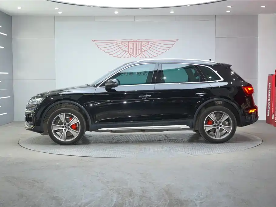 Audi Q5L 2022 45T luxury and dynamic model купить на сайте DeffCars