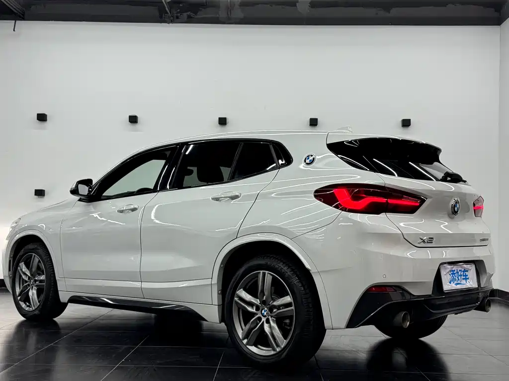 BMW X2 2021 sDrive25i leading M sports package купить на сайте DeffCars