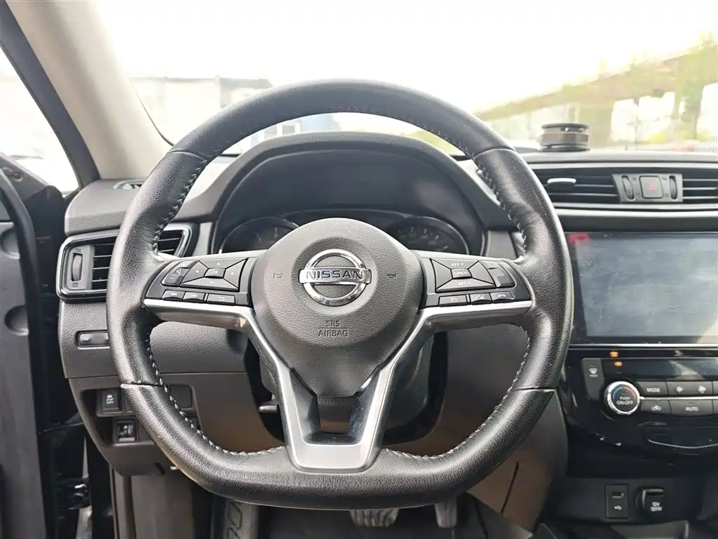 X-Trail 2019 2.0L CVT Intelligent Comfort Edition 2WD купить на сайте DeffCars