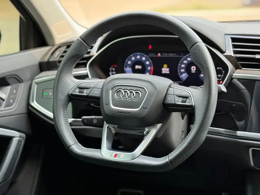 Audi Q3 Sportback 2020 45 TFSI quattro fashionable model купить на сайте DeffCars