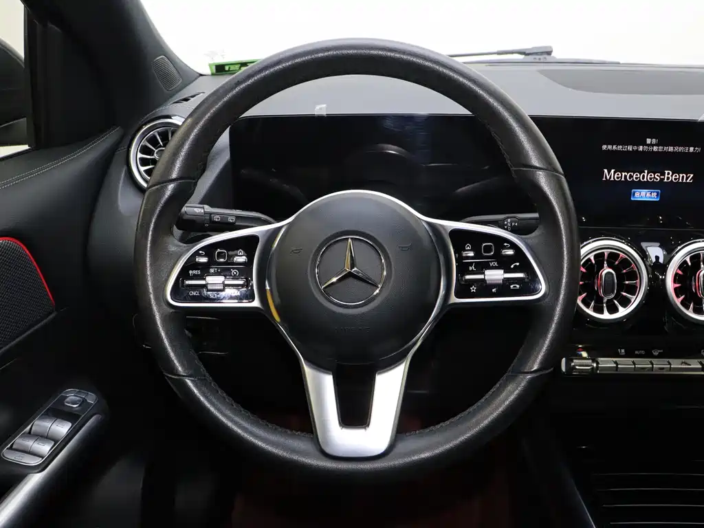 Mercedes-Benz GLA 2022 facelift version 2 GLA 200 купить на сайте DeffCars
