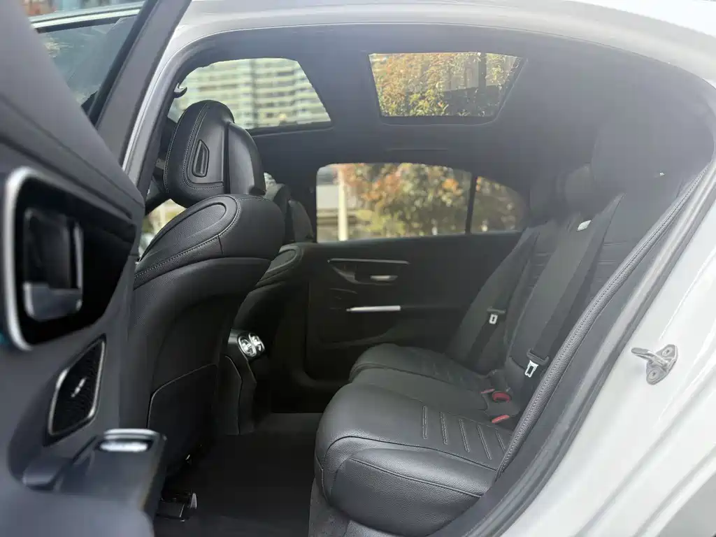 Mercedes-Benz C-Class 2022 C 260 L Sports Edition купить на сайте DeffCars